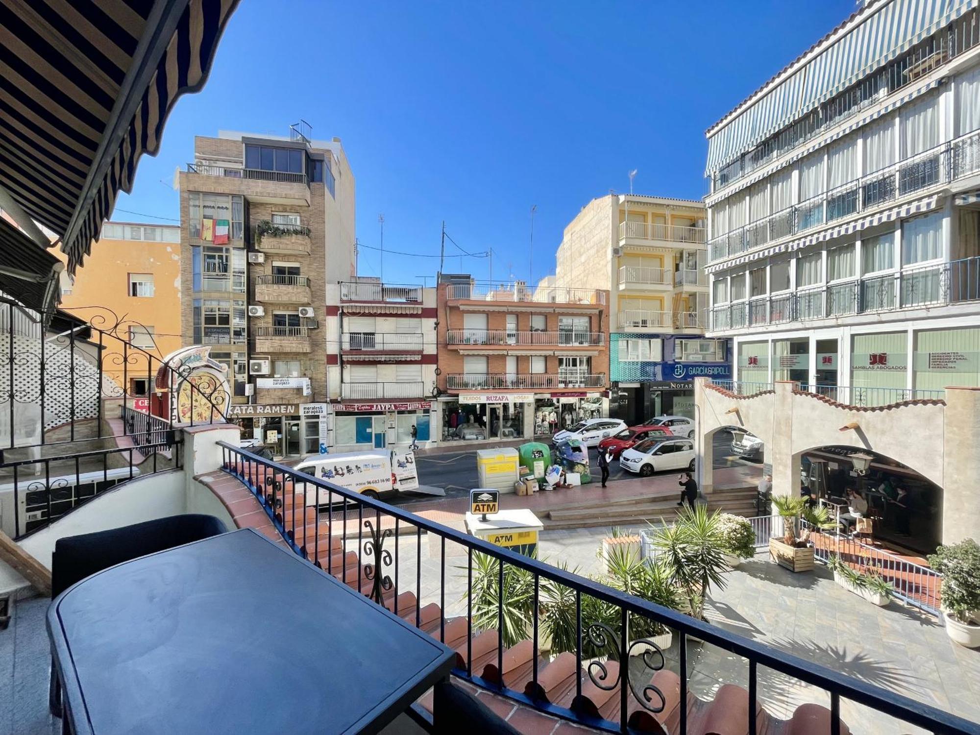 Apartment In Benidorm City Center Luaran gambar