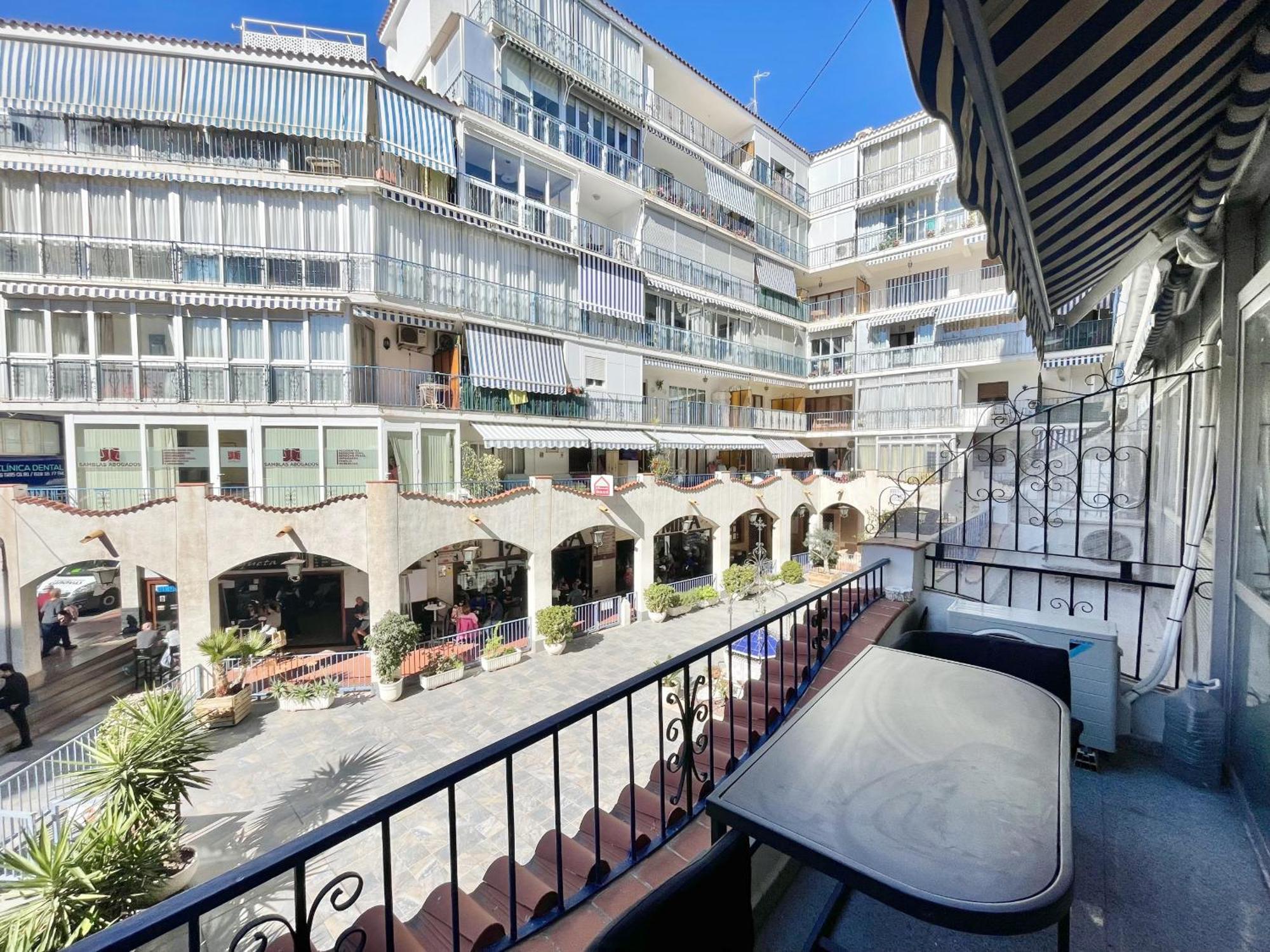 Apartment In Benidorm City Center Luaran gambar